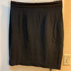 Black silk pencil skirt YL by Yair size 10 lined